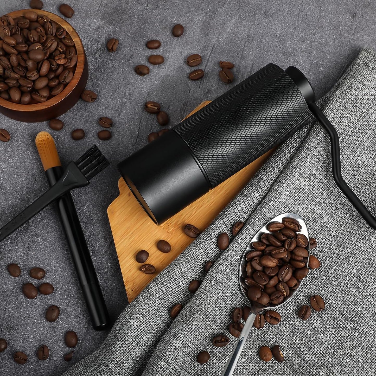 Ręczny młynek do kawy, ze stożkowym zadziorem ze stali nierdzewnej, przenośny i mały młynek do kawy do espresso do francuskiej prasy